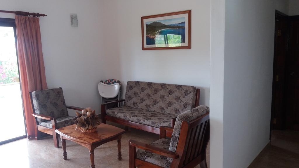 Maison Belle Baie Baie Sainte-Anne Extérieur photo